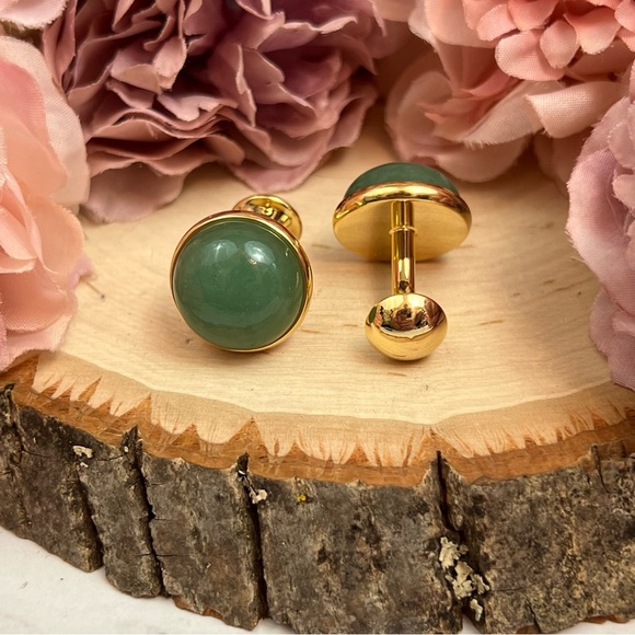 Elegant Round Green Aventurine Quartz Cufflinks - Picture 10 of 17